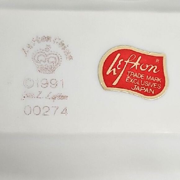 Lefton Vintage 1991 Set of Purple Floral China Dishes 2 Trinket Boxes and Clock - Picture 12 of 14